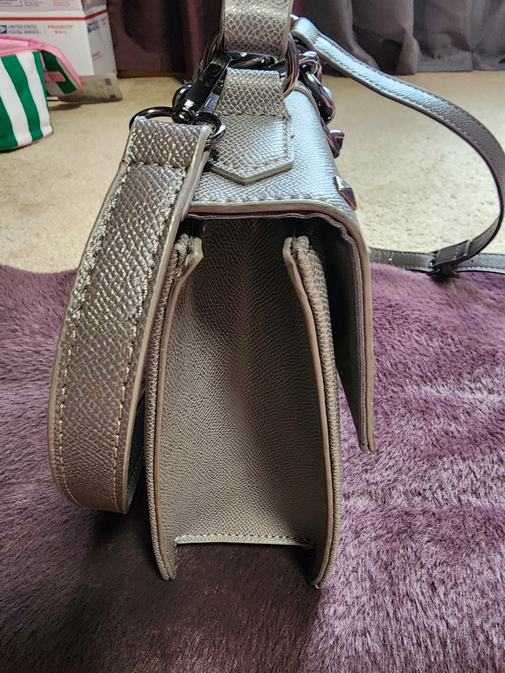Badgley Mischka Grey Satchel/Crossbody $45 Like New - Picture 7 of 8